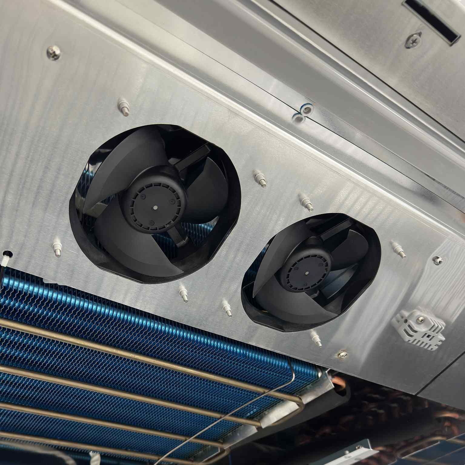 Congélateur professionnel en acier inoxydable 1 porte 518 L positif - UF600SS - Tefcold en cuisine professionnelle